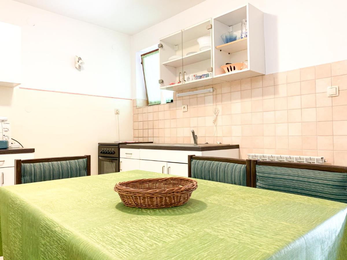 Apartmani Sincic Pula Exterior foto